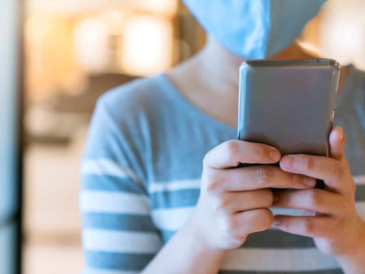 Personal Information Protection and Privacy Policy Compliance of Health Code Apps in China: Scale Development and Content Analysis